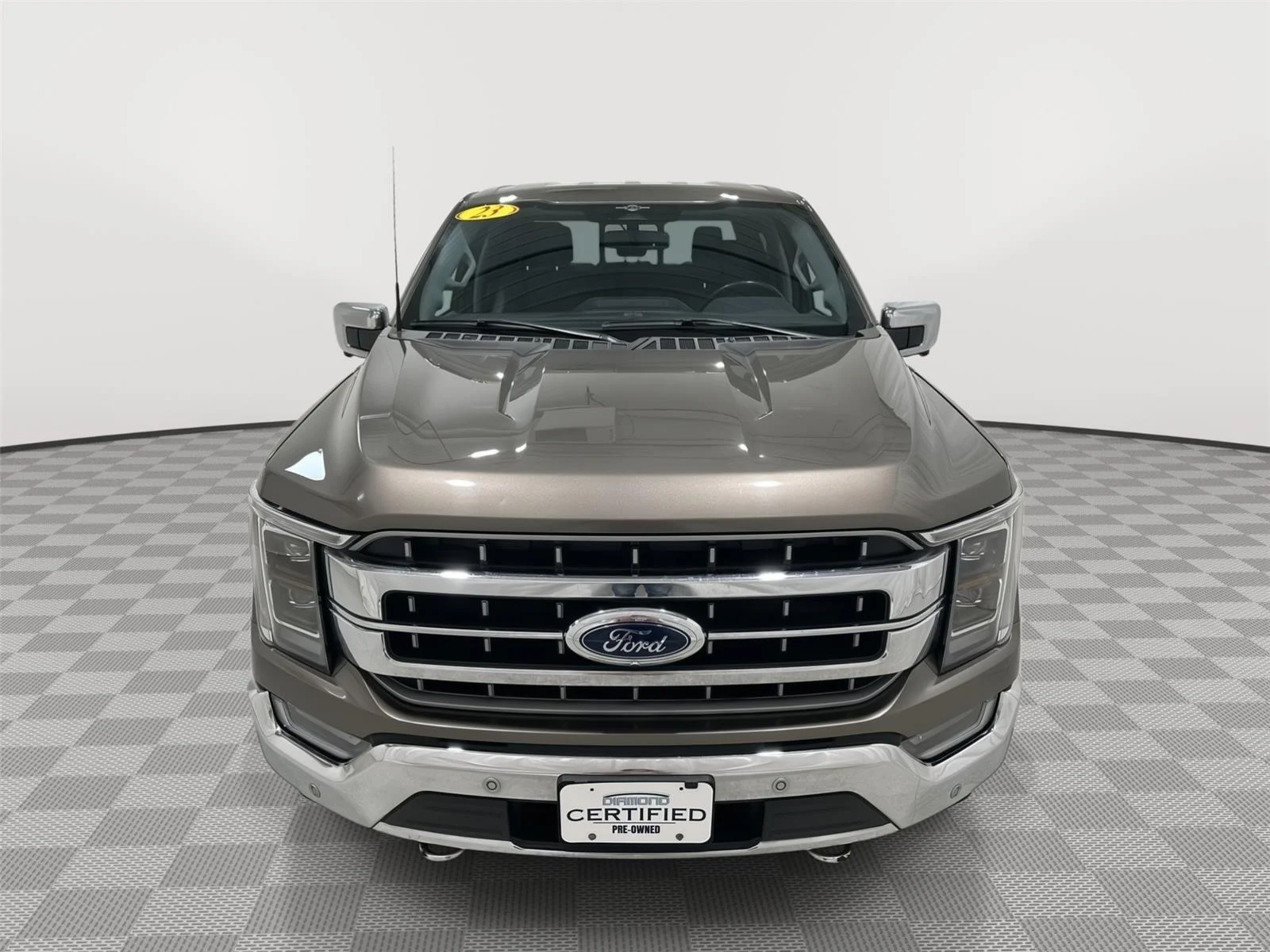 Used 2023 Bronze Ford XL image 8