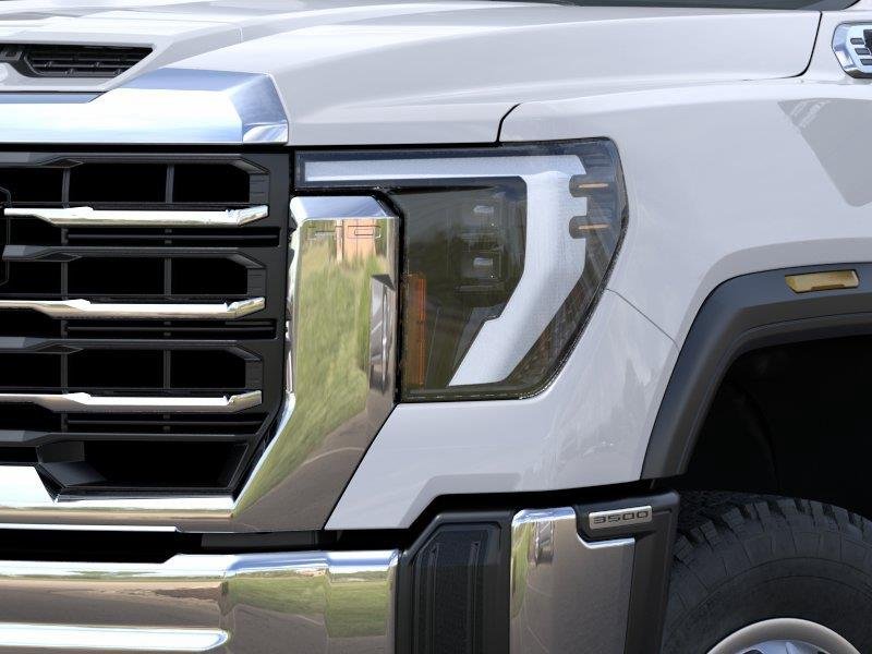 New 2026 Summit White GMC Pro image 10