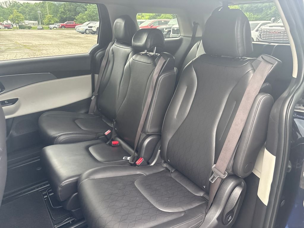 Used 2024 Blue Kia LX image 38