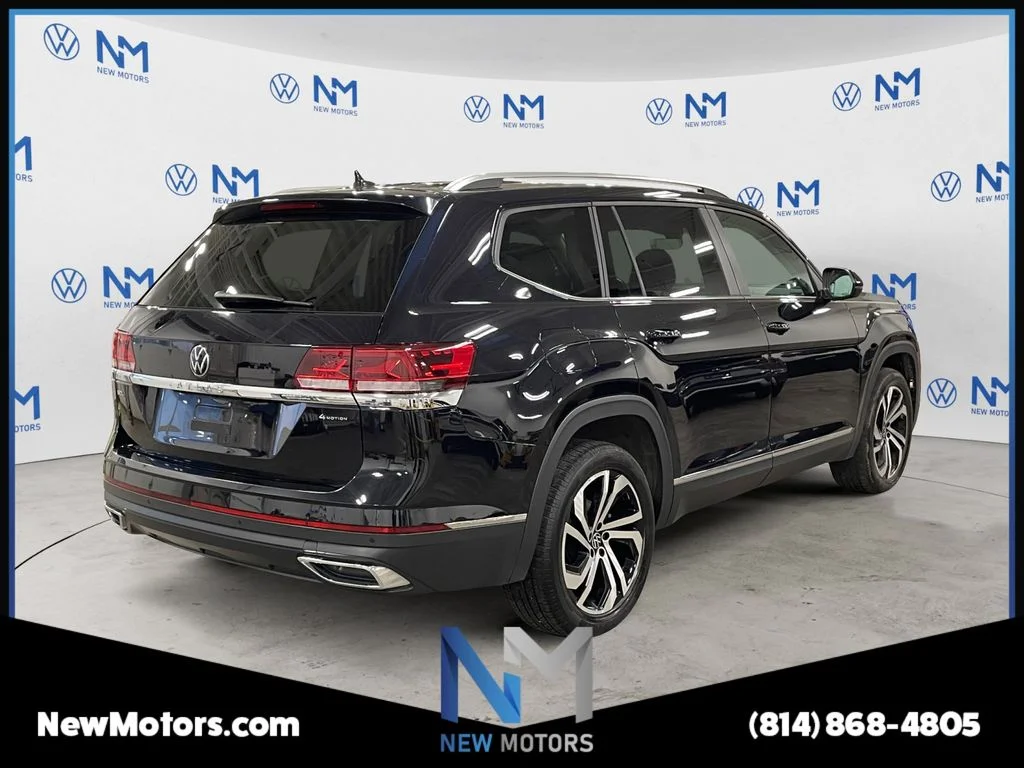 Used 2023 Deep Black Pearl Effect Volkswagen 2.0T SEL image 5