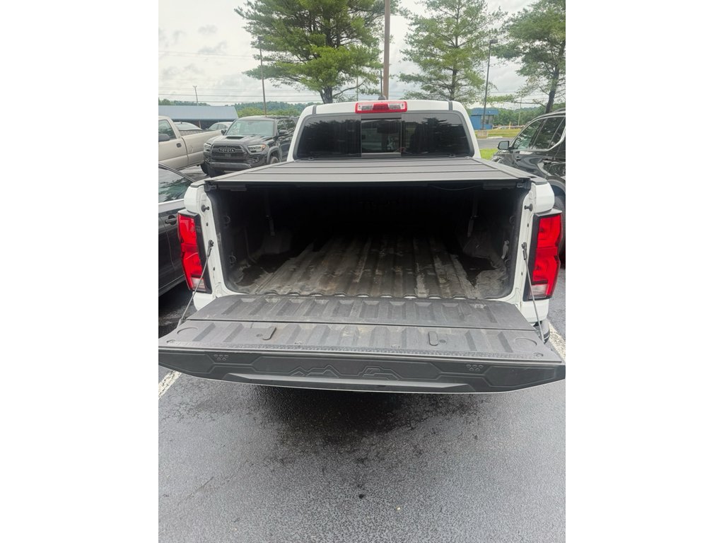 Used 2023 Summit White Chevrolet 4WD Z71 image 4