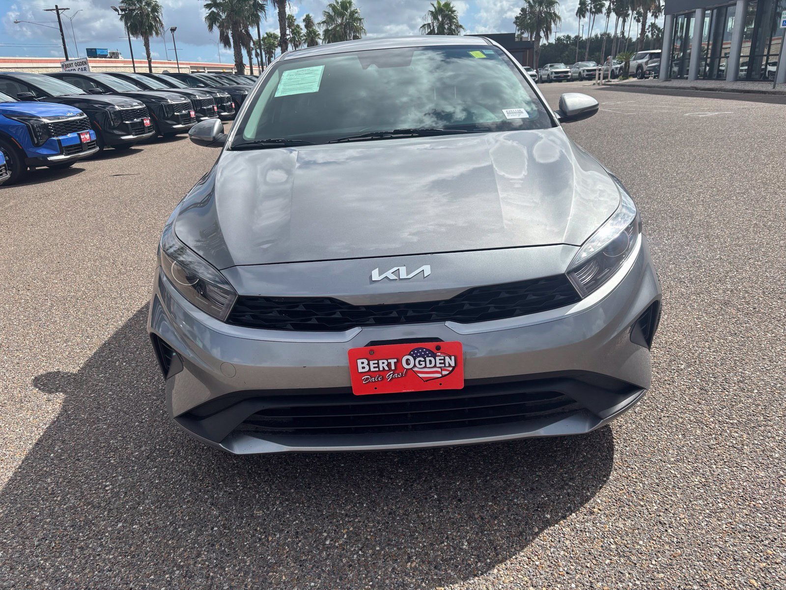 Used 2023 Gray Kia LXS image 2