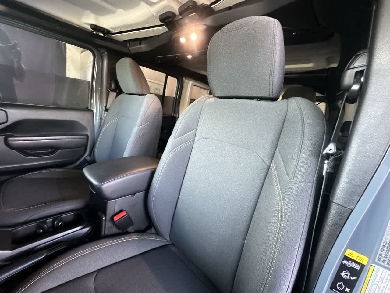 Used 2024 Anvil Clear Coat Jeep Sport S image 14