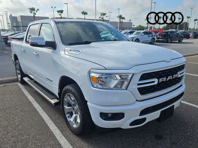 2023 RAM 1500 Big Horn/Lone Star 4x4 Crew Cab 5'7's photo