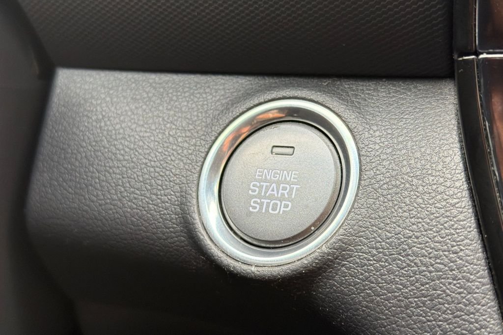 Used 2020 Ceramic White Hyundai Blue image 27