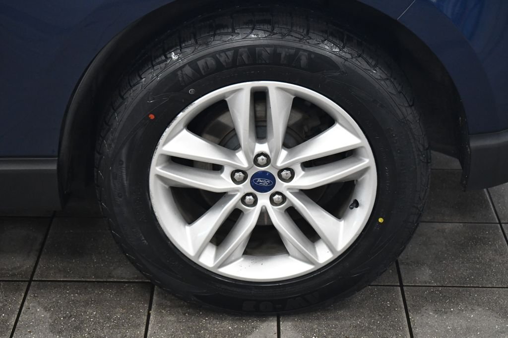 Used 2017 Blue Ford SEL image 11
