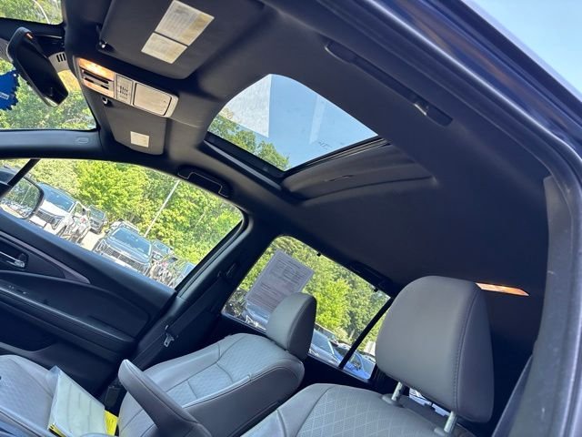 Used 2019 Blue Honda EX-L image 16