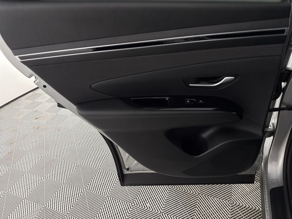 2022 Hyundai Tucson Limited - Photo 12