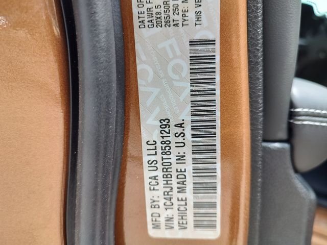 New 2026 Copper Shino Metallic Clear-Coat Exterior Paint Jeep Limited Reserve image 35