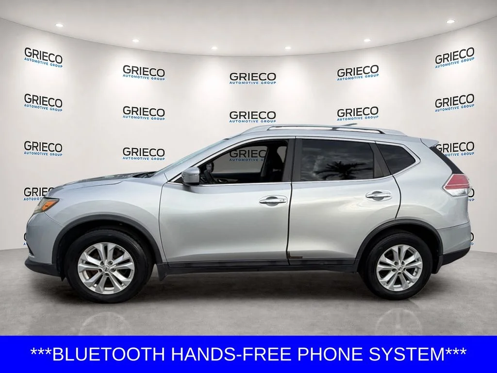 Used 2014 Silver Nissan SV image 4