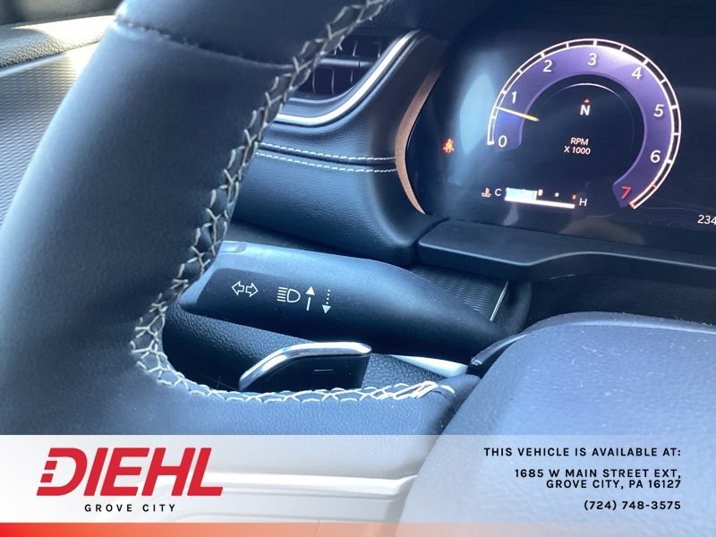 Used 2023 Silver Jeep Altitude X image 33