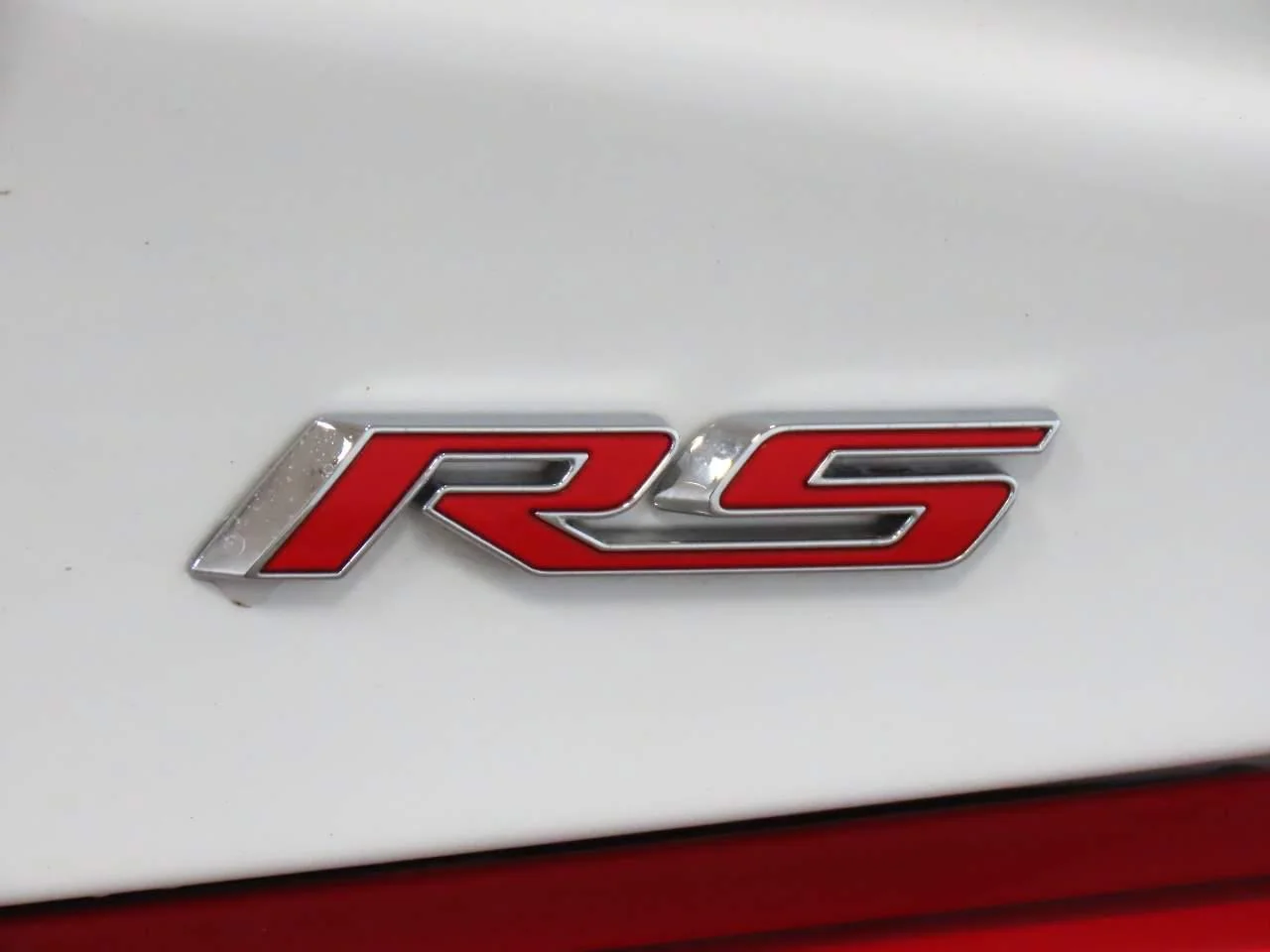 Certified Used 2025 Summit White Chevrolet RS image 6