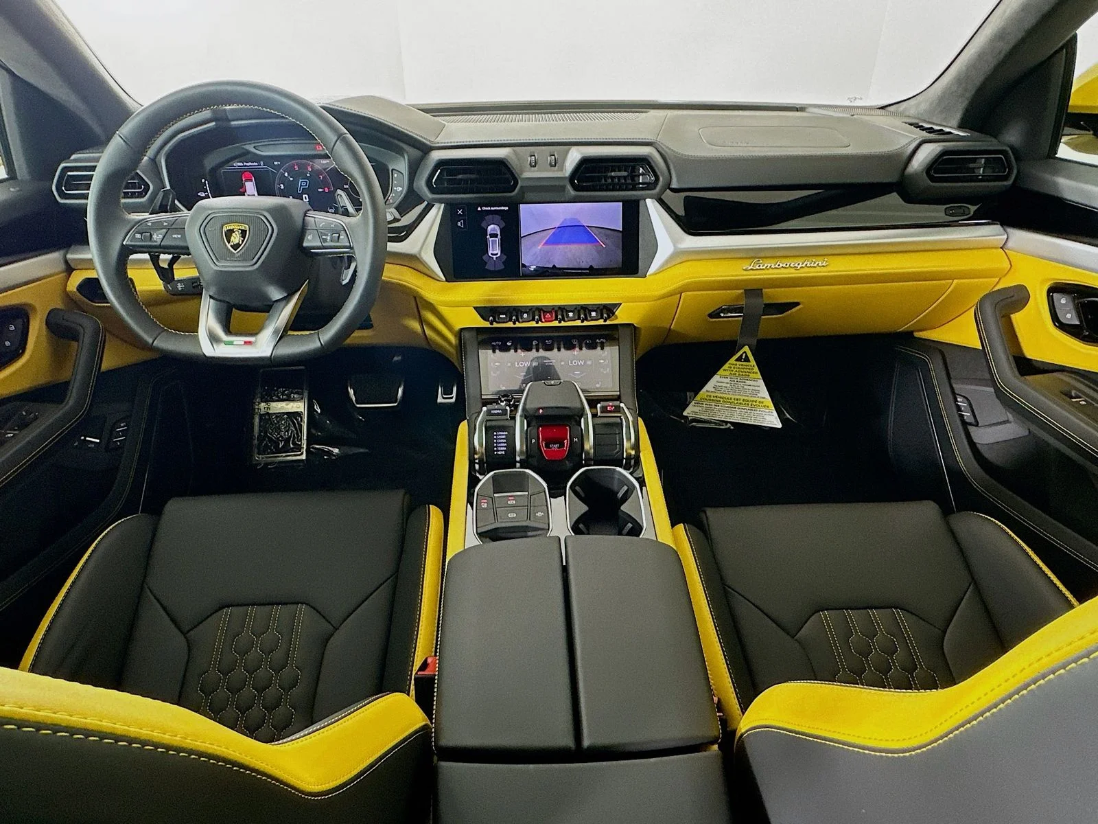 Used 2025 Yellow Lamborghini  image 29