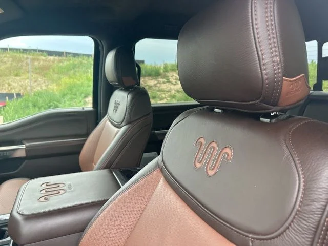 Used 2025 Gray Ford King Ranch image 12