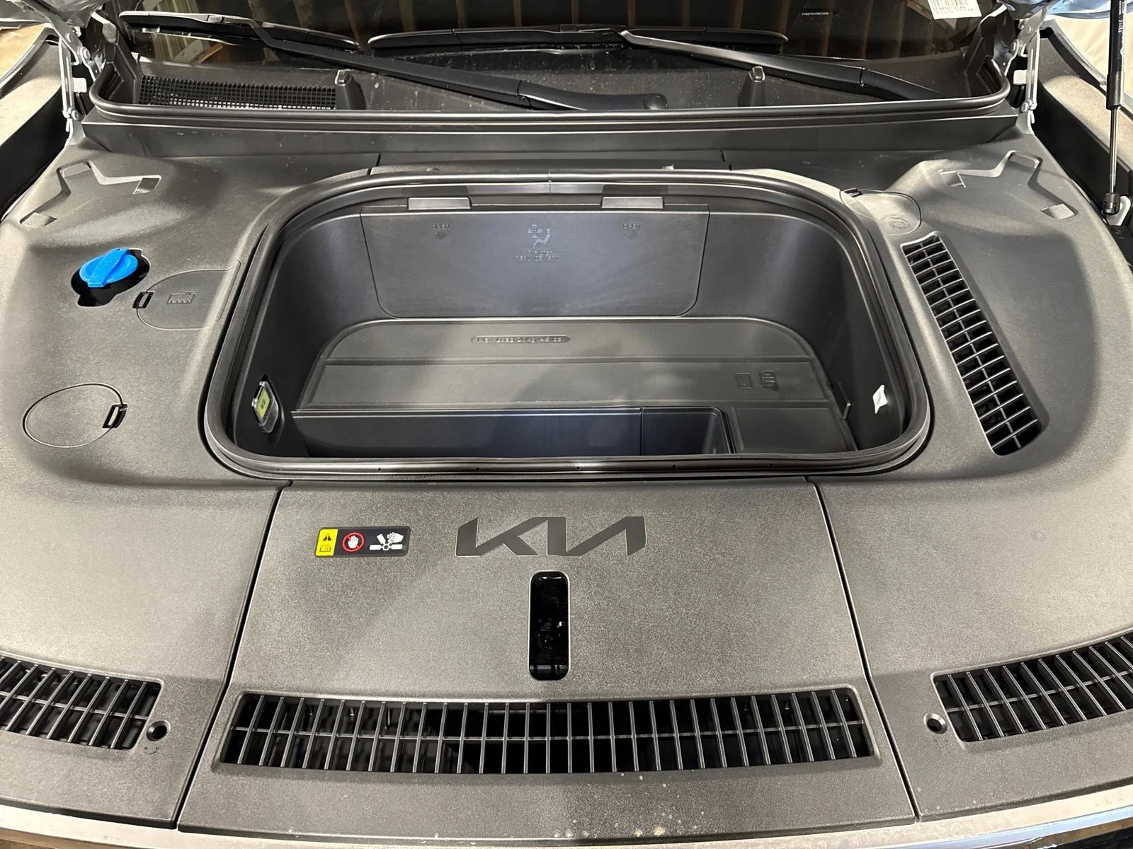 New 2026  Kia Land image 15