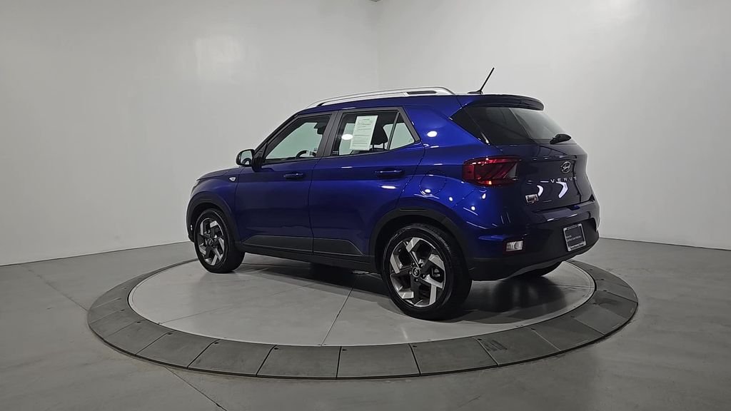 Certified Used 2025 Blue Hyundai SEL image 3