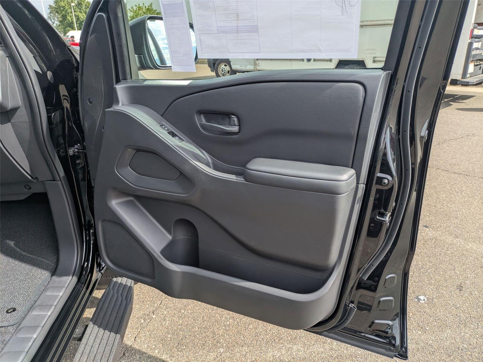 2026 Nissan Frontier SV - Photo 30