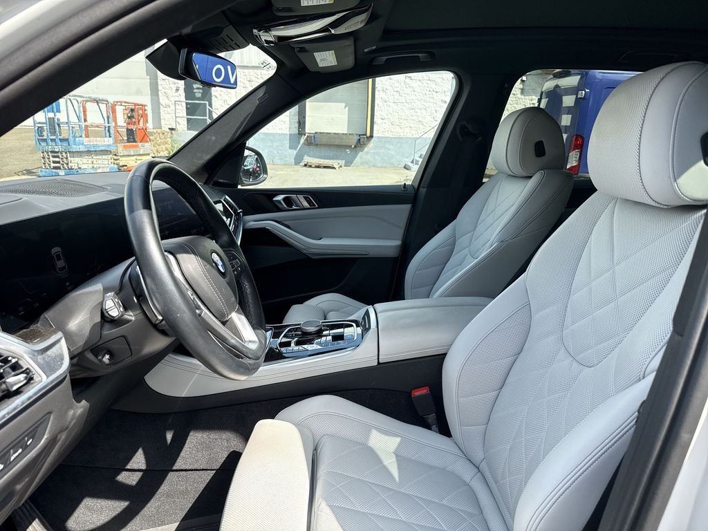 Certified Used 2024 White Metallic BMW xDrive40i image 10