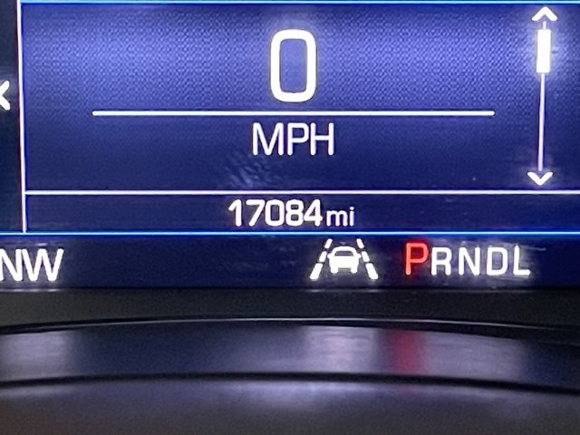 2023 Chevrolet Equinox photo 2