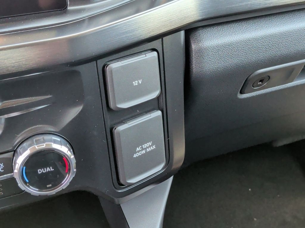 New 2026 Carbonized Gray Metallic Ford F-250® Lariat® image 32