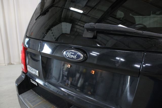 Used 2010 Black Ford XLT image 29