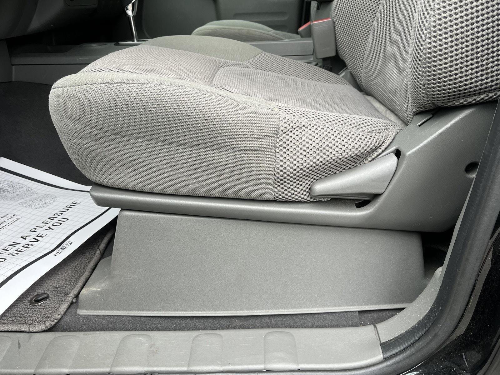 Used 2020 Magnetic Black Pearl Nissan SV image 19