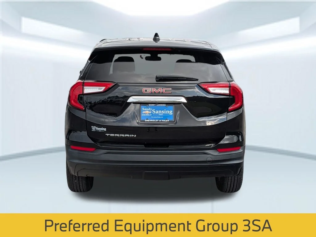 Used 2023 Black GMC SLE image 5