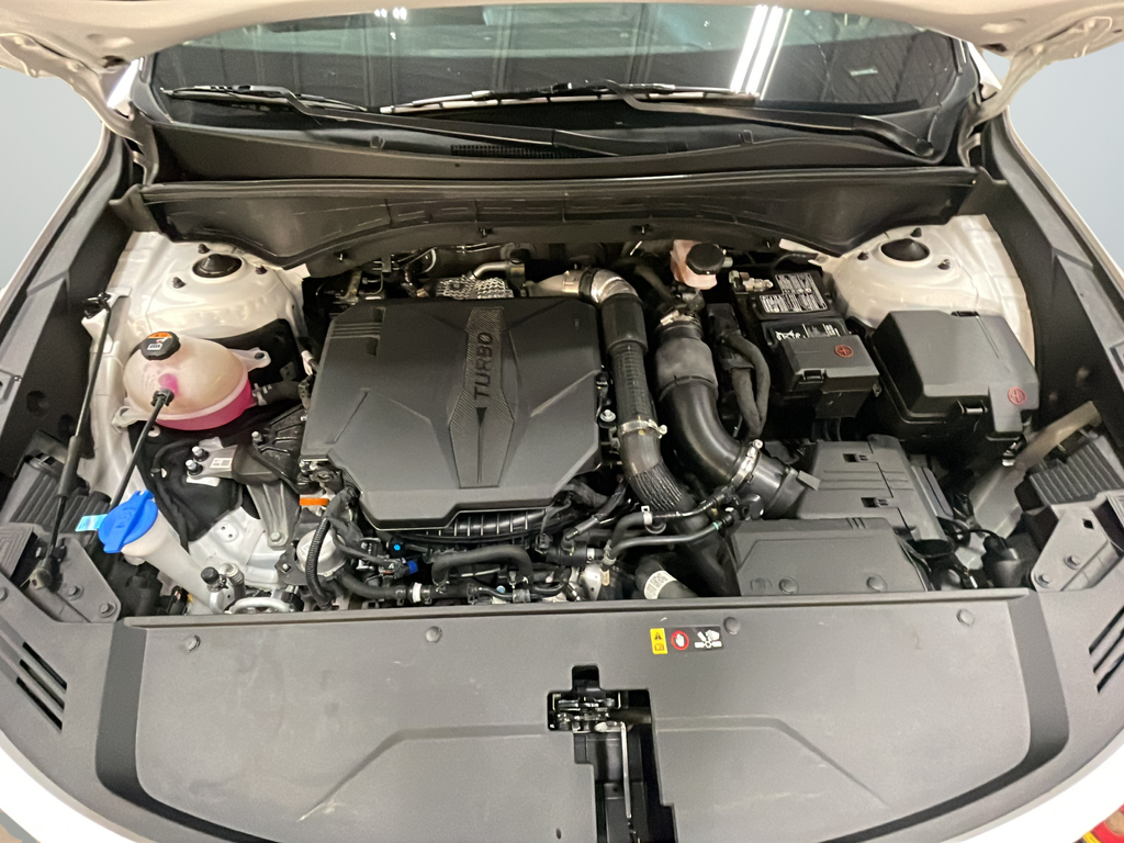 Used 2023 White Kia SX image 40