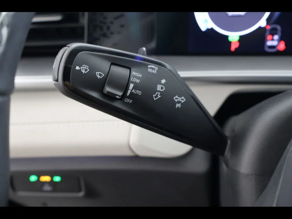 New 2026 Black Volkswagen 2.0T SE image 25