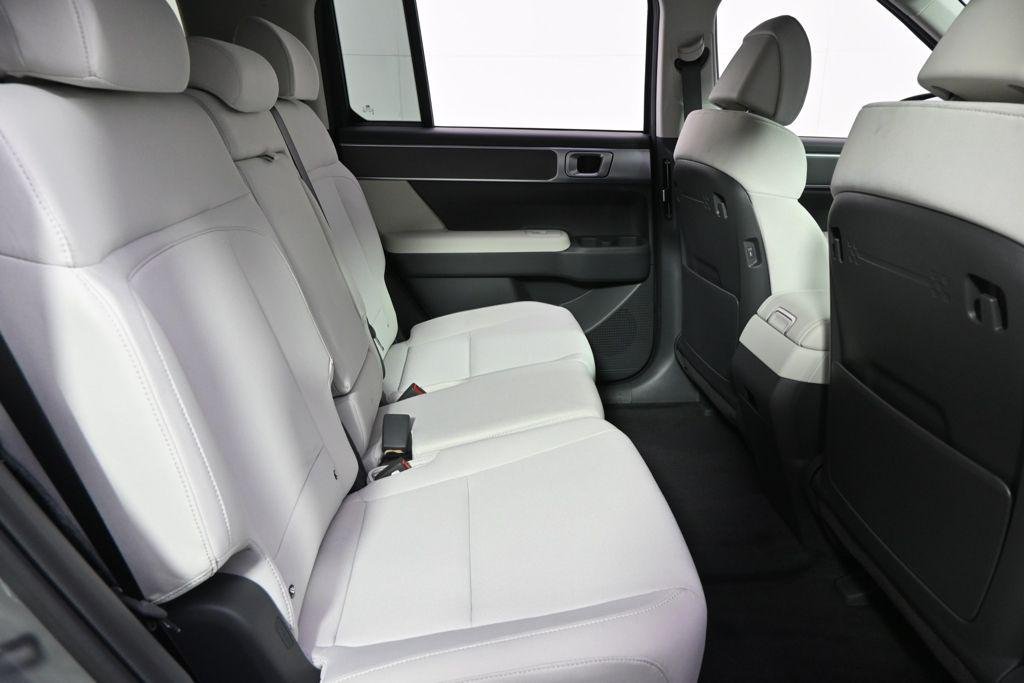 New 2026 Gray Hyundai SE image 18