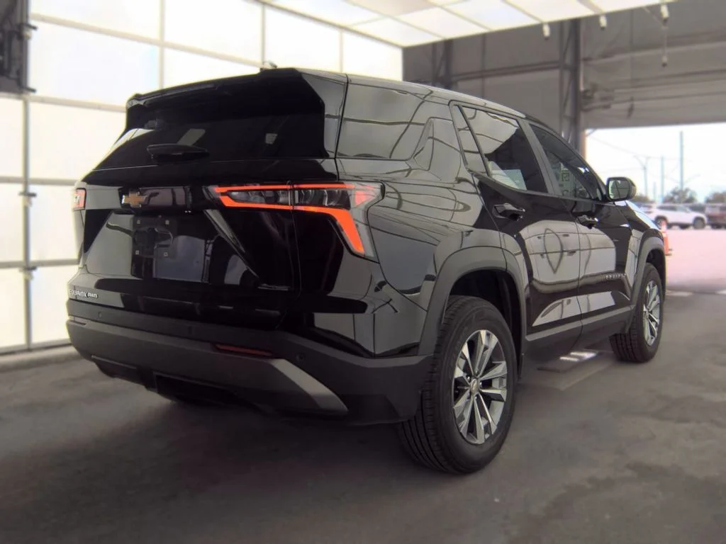 Used 2025 Black Chevrolet LT image 4