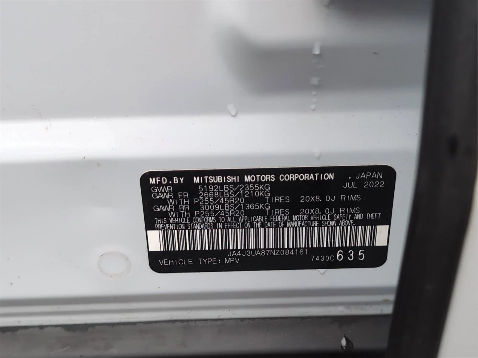 Used 2022 White Diamond Mitsubishi Black Edition image 30
