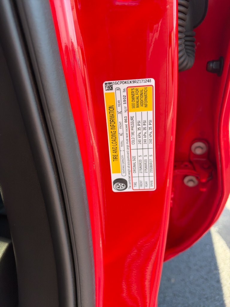 Used 2024 Red Chevrolet LT image 27