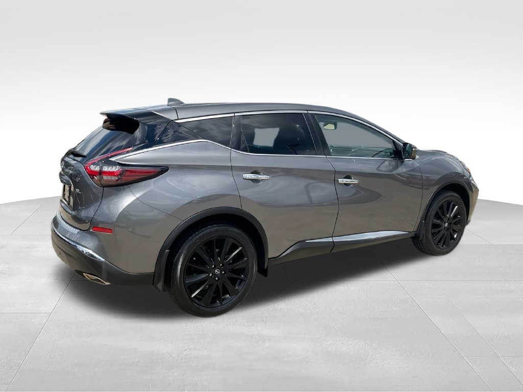 Used 2023 Gray Nissan SL image 10
