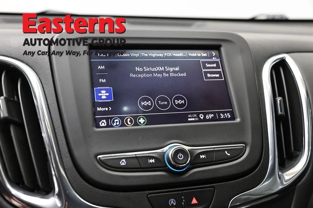 Used 2023 White Chevrolet LT image 21