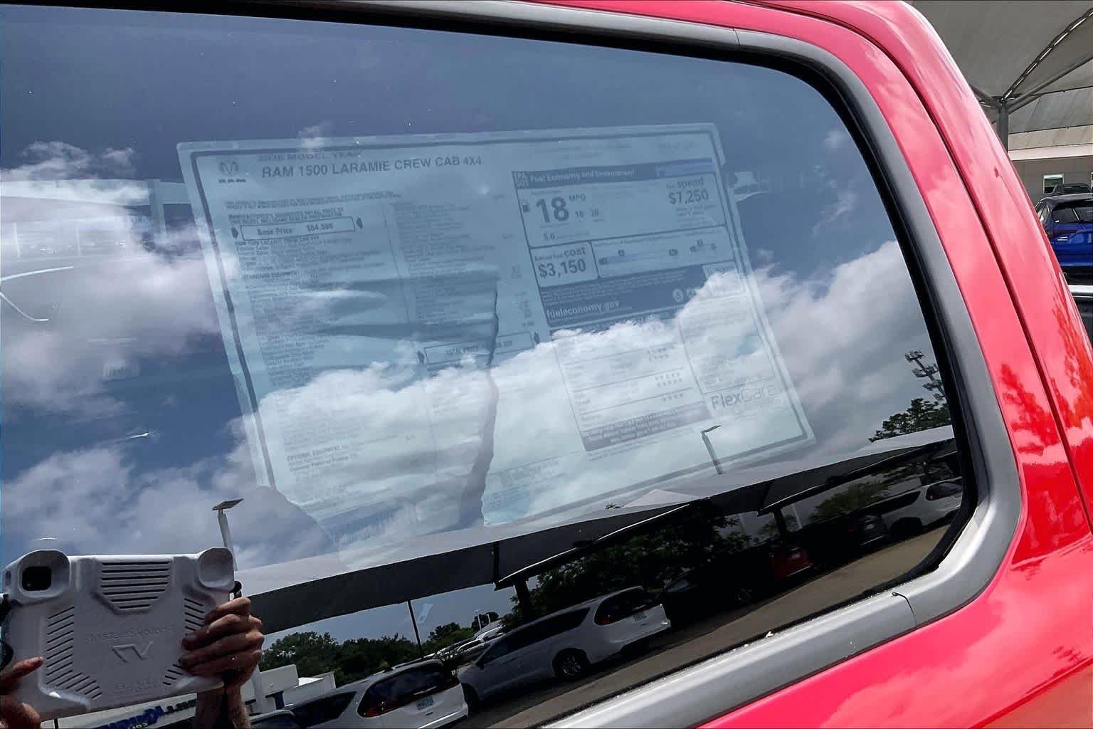 New 2026 Molten Red Pearl-Coat Exterior Paint RAM Laramie image 19