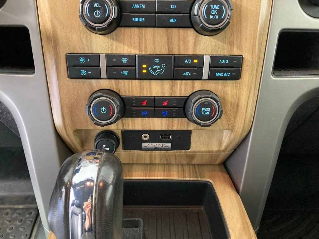 Used 2011 Silver Ford Lariat image 6
