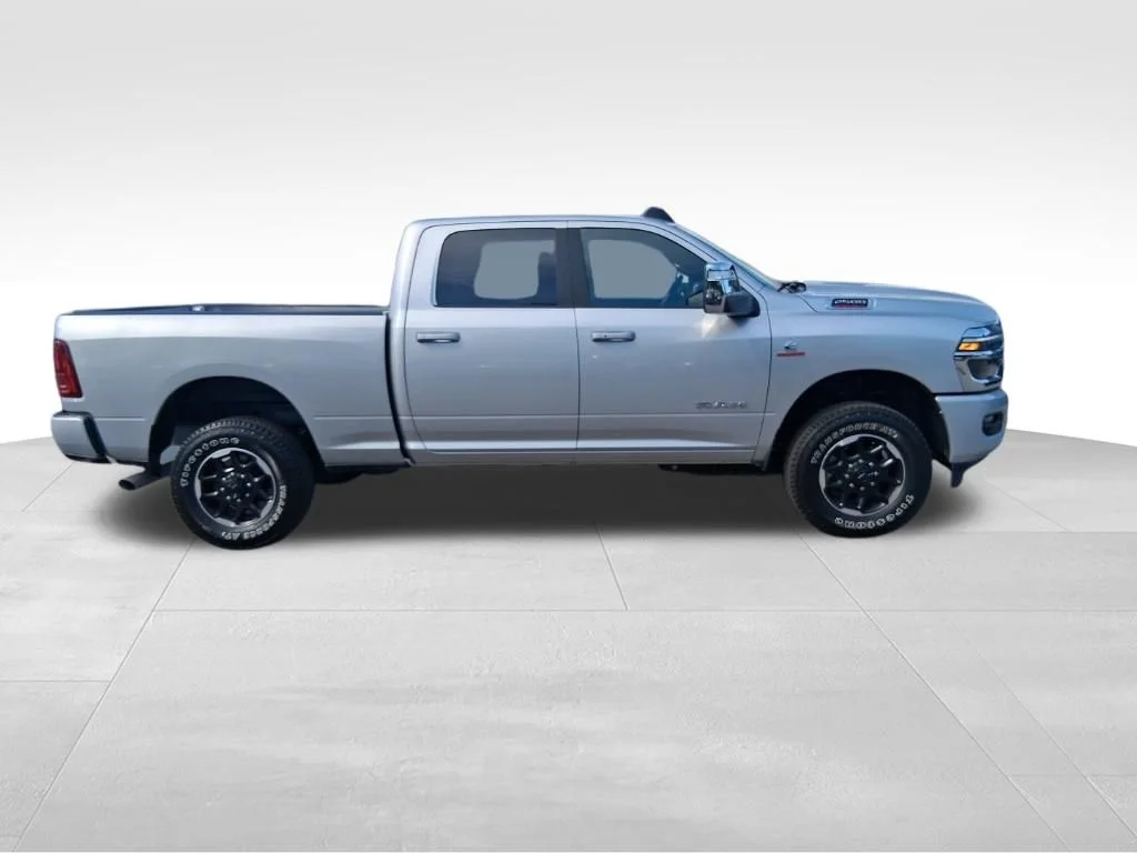 Used 2026 Silver Ram Laramie image 7