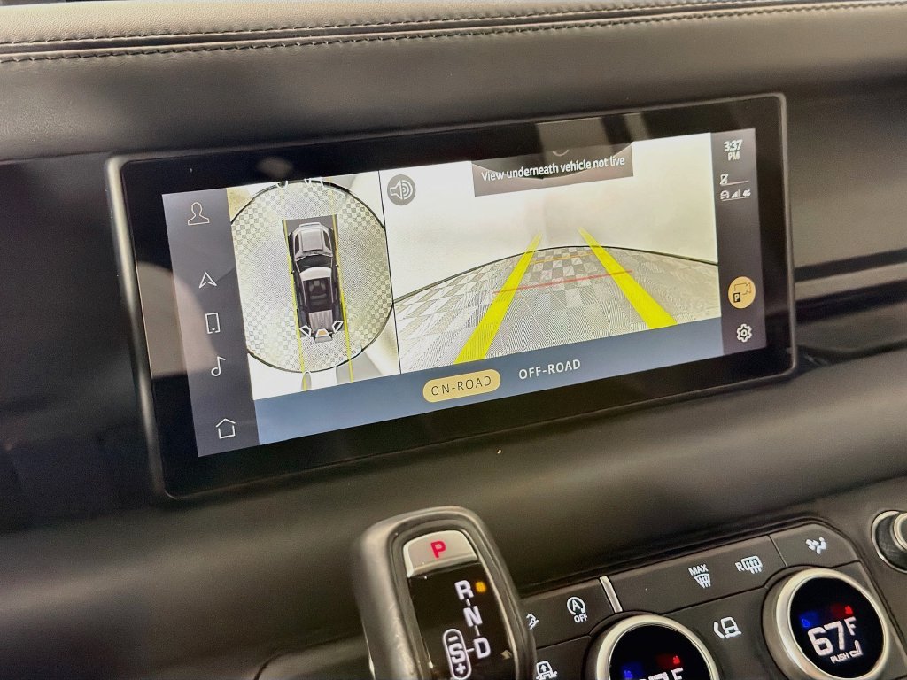 Certified Used 2023 Black Land Rover X-Dynamic SE image 14