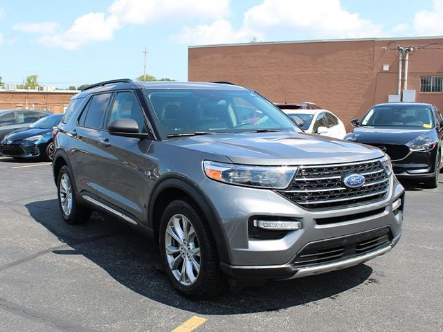 Used 2021 Gray Metallic Ford XLT image 4