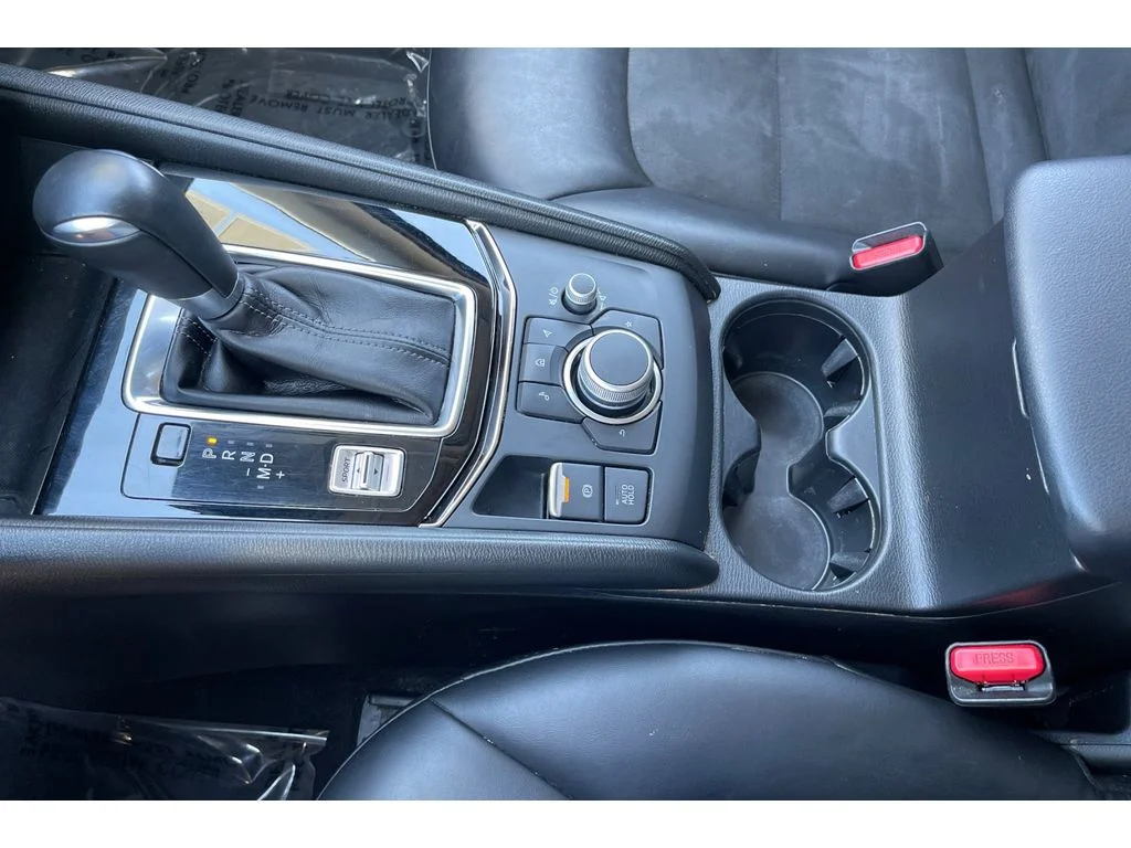 Used 2021 Snowflake White Pearl Mica Mazda Touring image 32