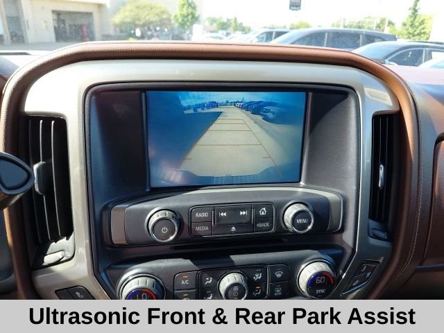 Used 2018 Beige Chevrolet High Country image 17