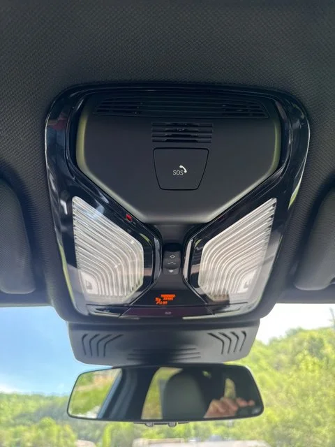 Used 2020 Black BMW xDrive30i image 19