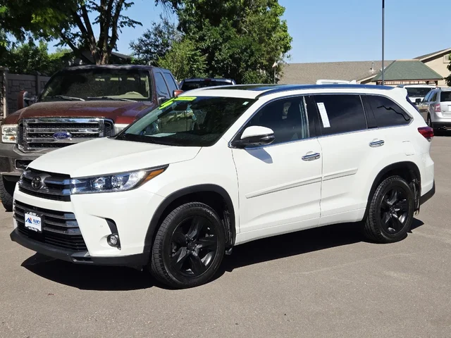 2019 TOYOTA HIGHLANDER LIMITED