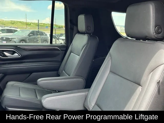 Used 2022 Gray Chevrolet Z71 image 18