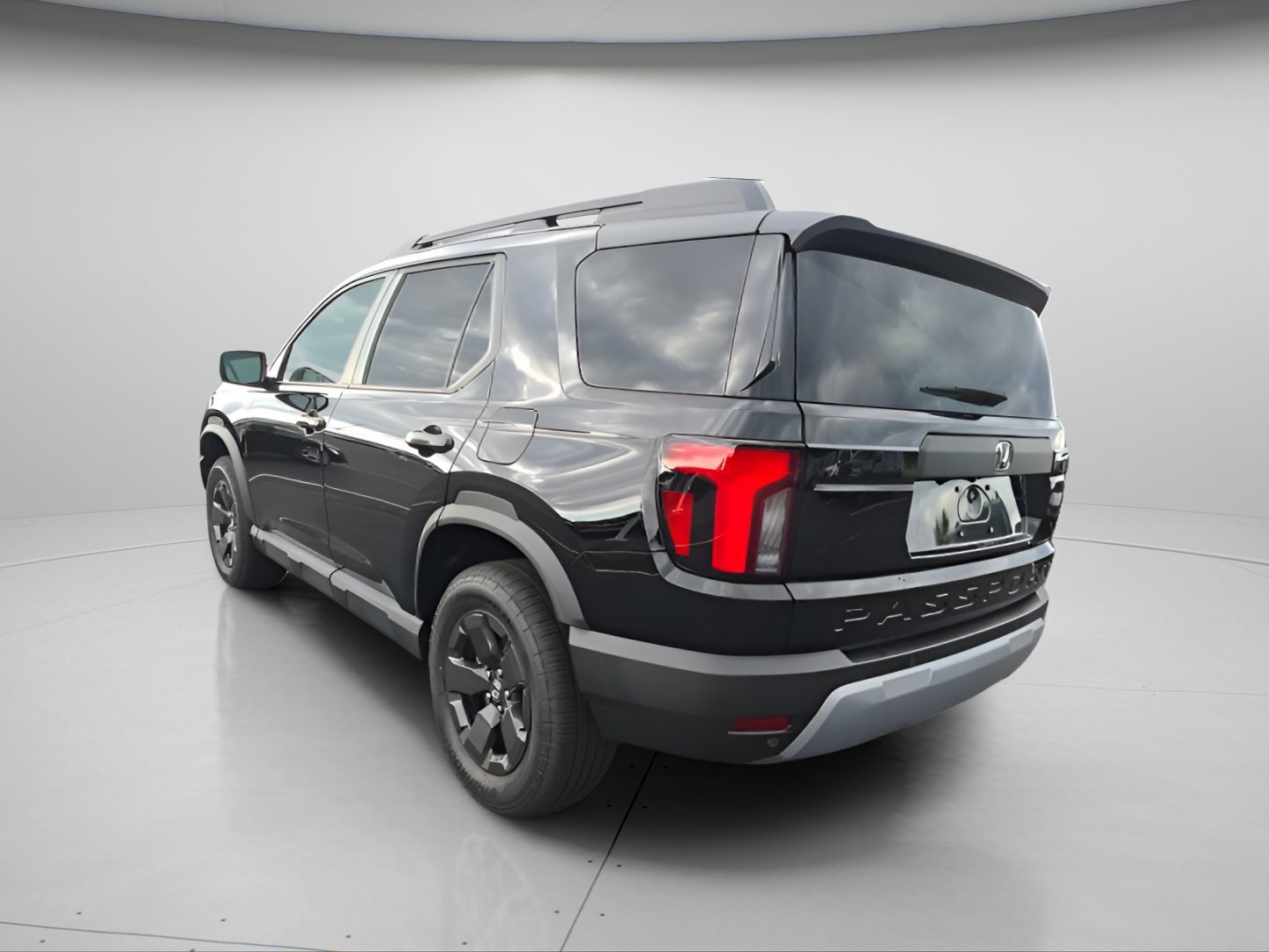 New 2026 Crystal Black Pearl Honda RTL image 4