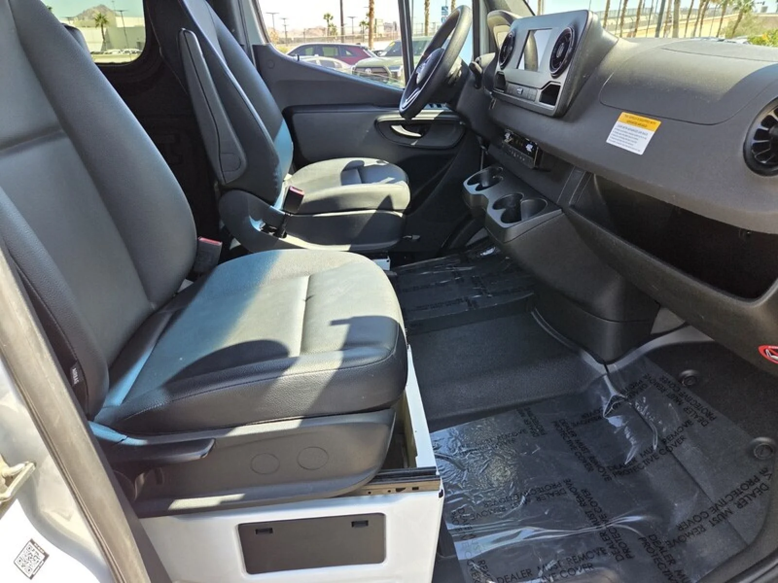 Used 2023 Arctic White Mercedes-Benz 2500 image 19