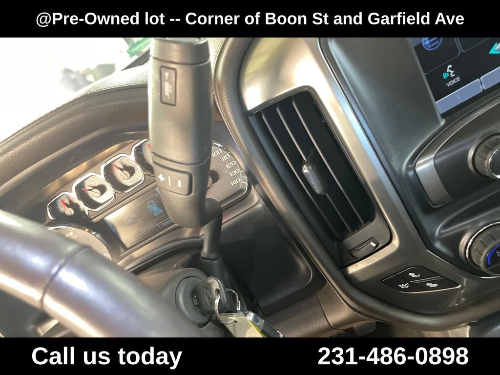 Used 2015 Red Chevrolet LTZ image 25