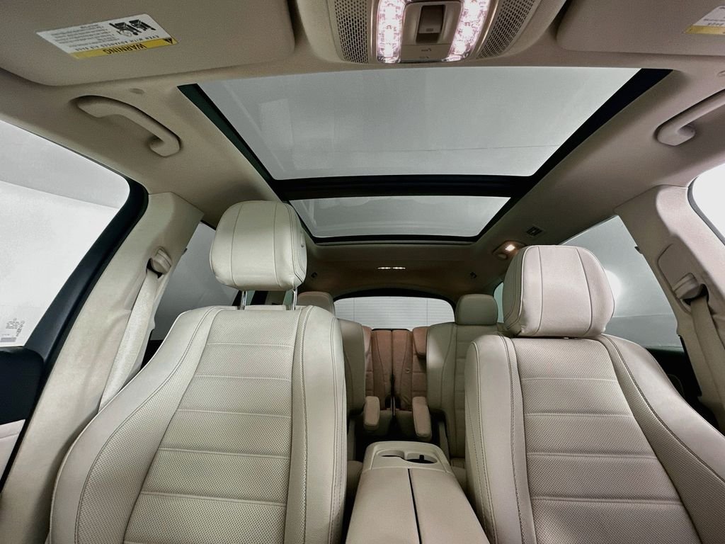 Certified Used 2024  Mercedes-Benz GLS 450 image 22
