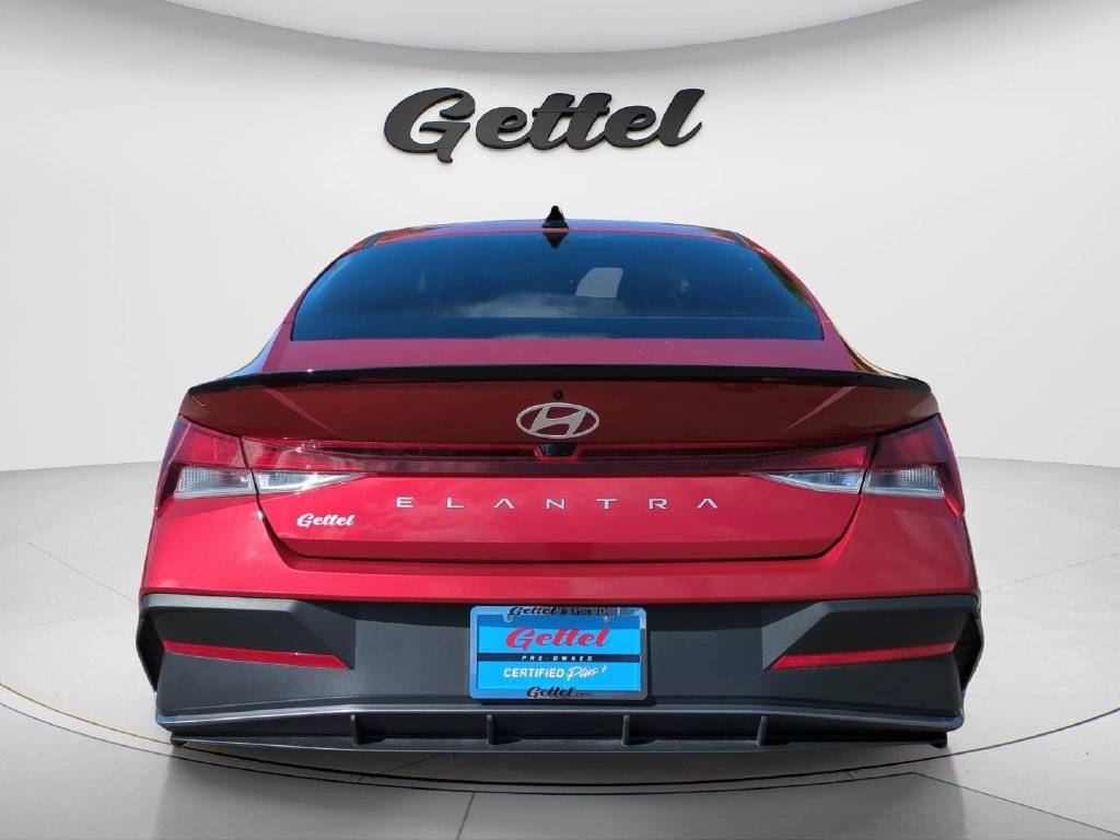 Certified Used 2025 Red Hyundai SEL Sport image 6